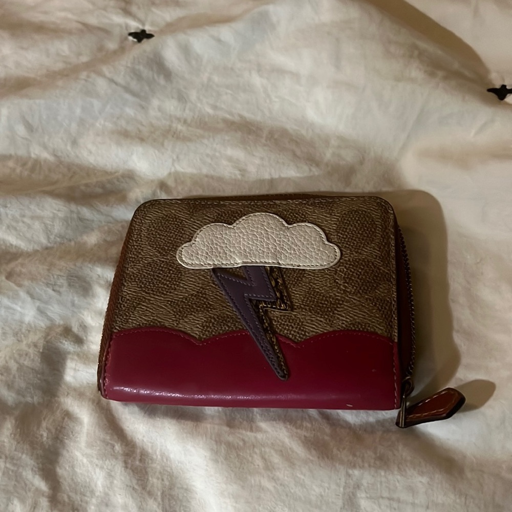 Gently used coach zip wallet